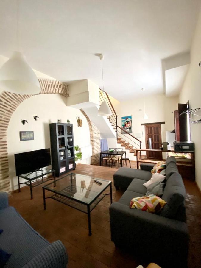 Duplex Con Piscina En Centro Cazalla Appartement
