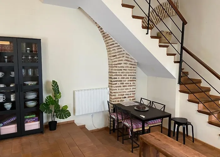 Duplex Con Piscina En Centro Cazalla